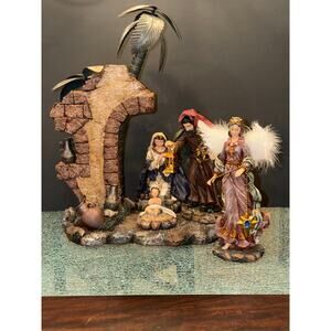 Vintage 5pc Bombay Company Large Nativity Set - Holy Family